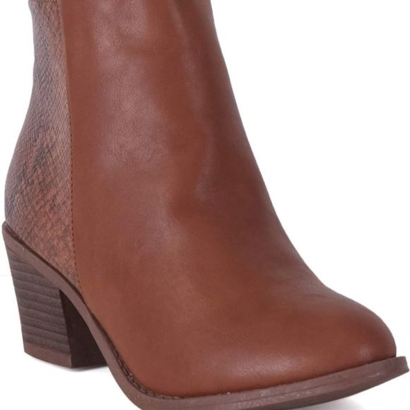 Women’s Chunky Block Heels Booties with Side Zippe - Picture 6 of 6